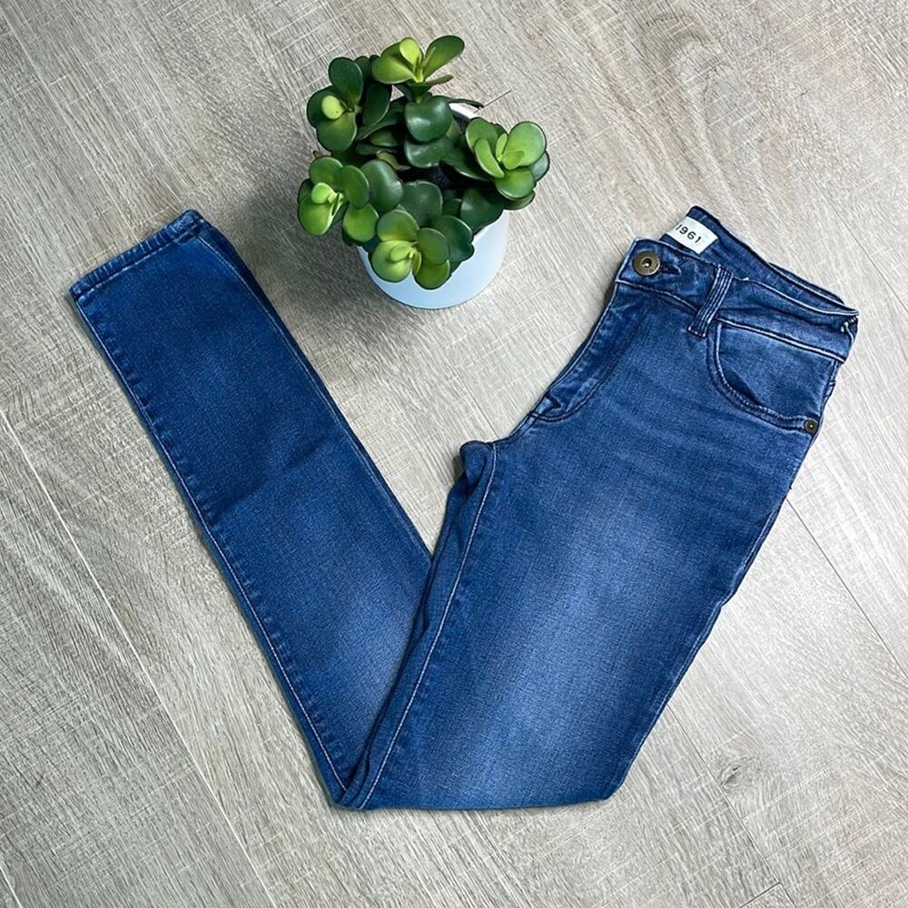 DL1961 AMANDA Skinny 5 Pocket Blue Denim Jeans in Trance Women’s Size 26